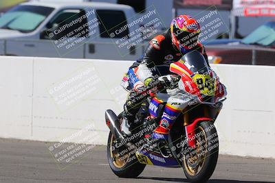 media/Oct-08-2023-CVMA (Sun) [[dbfe88ae3c]]/Race 5 Amateur Supersport Open/